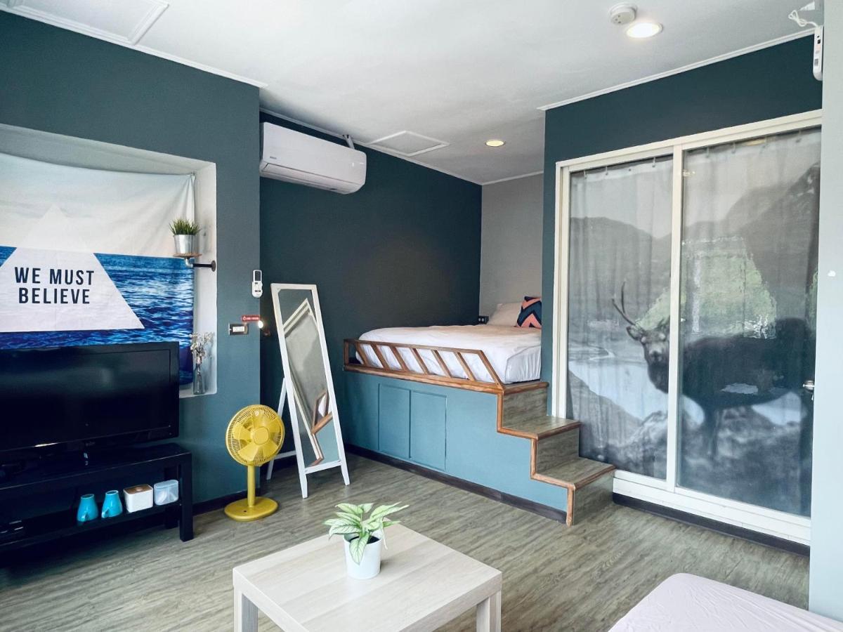 海中天旅店 Sea Of The World B&B Kenting Exterior photo