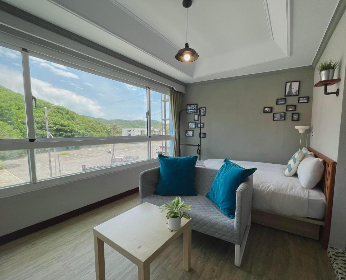 海中天旅店 Sea Of The World B&B Kenting Exterior photo