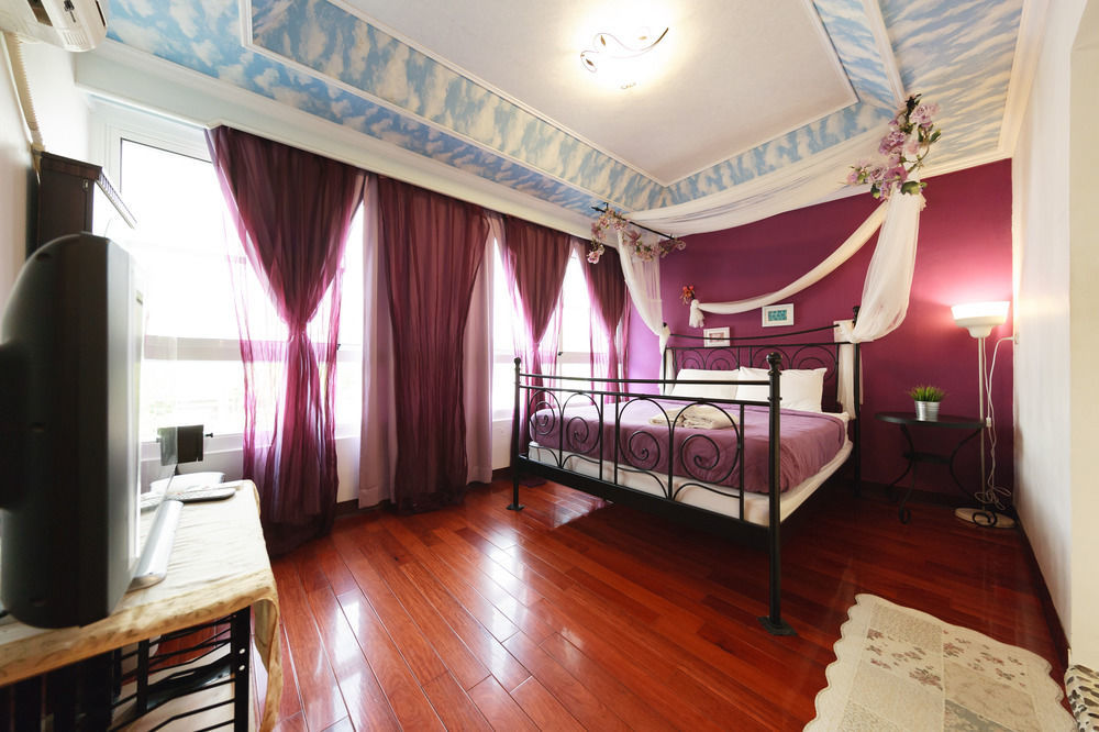 海中天旅店 Sea Of The World B&B Kenting Exterior photo